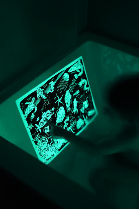 Colouring & Doodle Mini Mat - Glow in the Deep