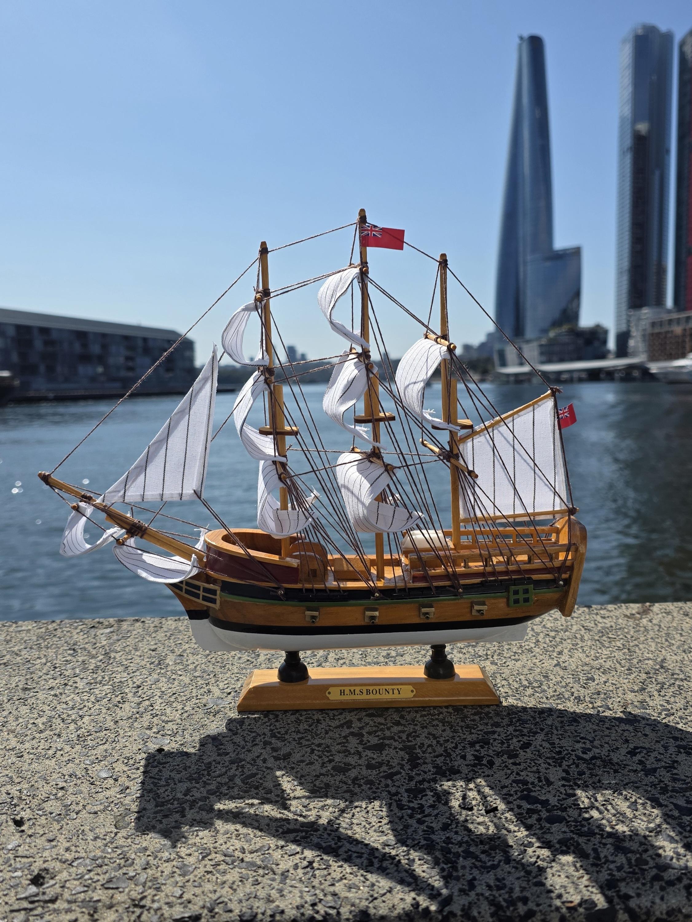 HMS Bounty - 33cm Wooden Model