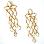 Gemajesty Stella Earrings - Mother of Pearl